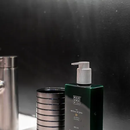 Daire Whome Urban Oasis Haven With Ac, Patio & Washer