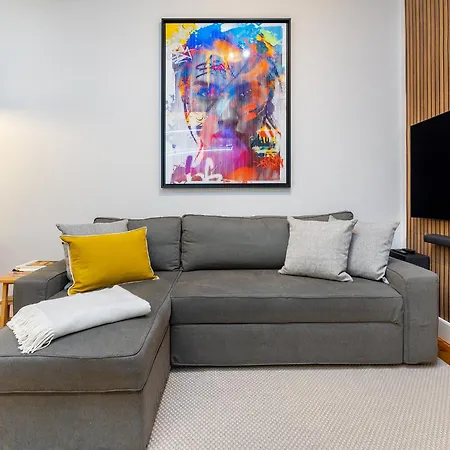 Daire Whome Urban Oasis Haven With Ac, Patio & Washer